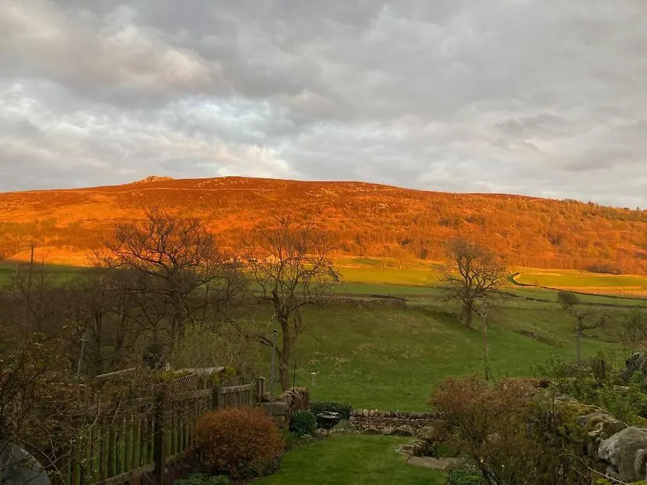Stunning 3 Bed Yorkshire Dales Cottage 아플트리윅